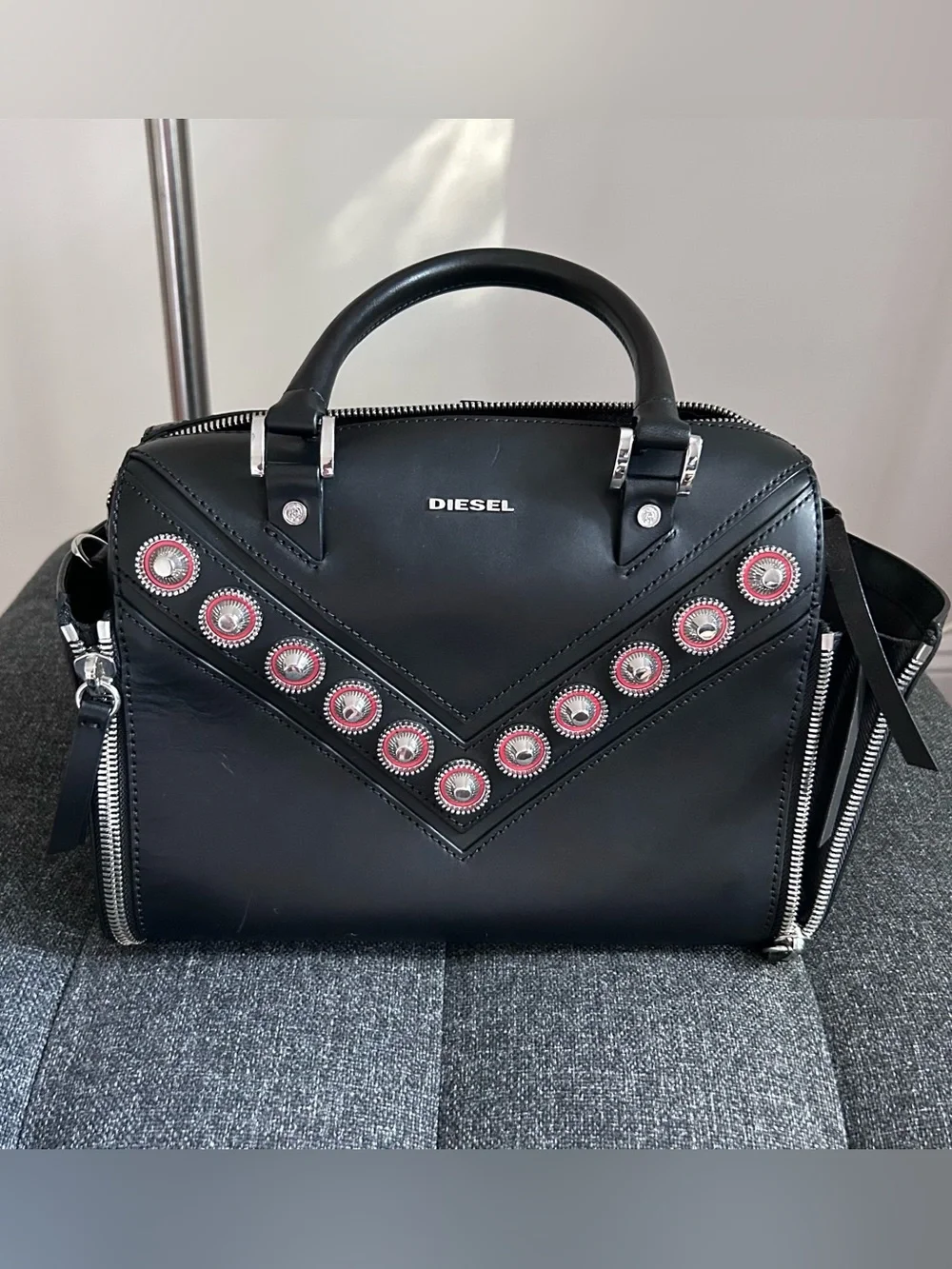 Diesel satchel black